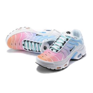 Nike Pastel Flow