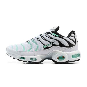 Nike Vapor Surge