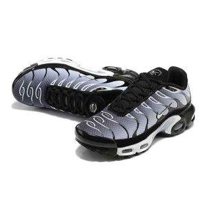 Nike Storm Flow